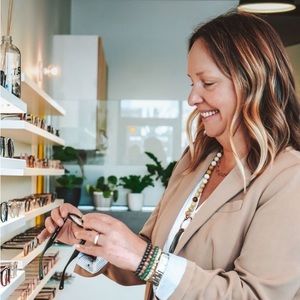 Meet your Posher, Melissa